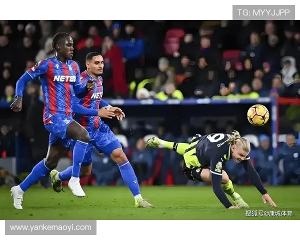 水晶宫足球俱乐部官网提供丰富的球队视频集锦和精彩瞬间